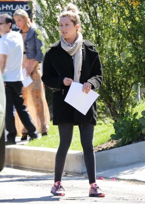 Ashley Tisdale - House hunting in Calabasas
