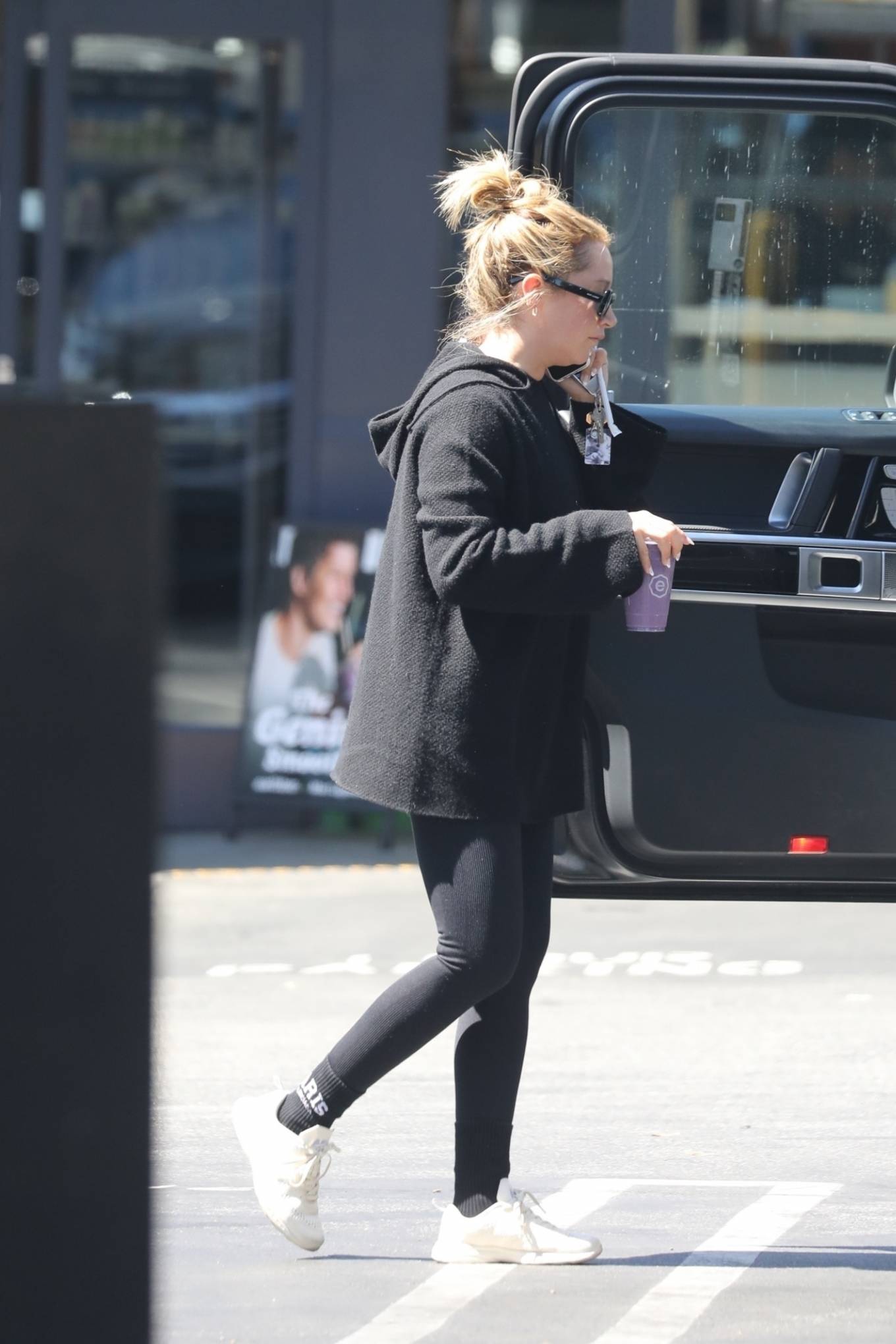 Ashley Tisdale 2022 : Ashley Tisdale – keeps it cozy in all-black loungewear at Erewhon in West Hollywod-02