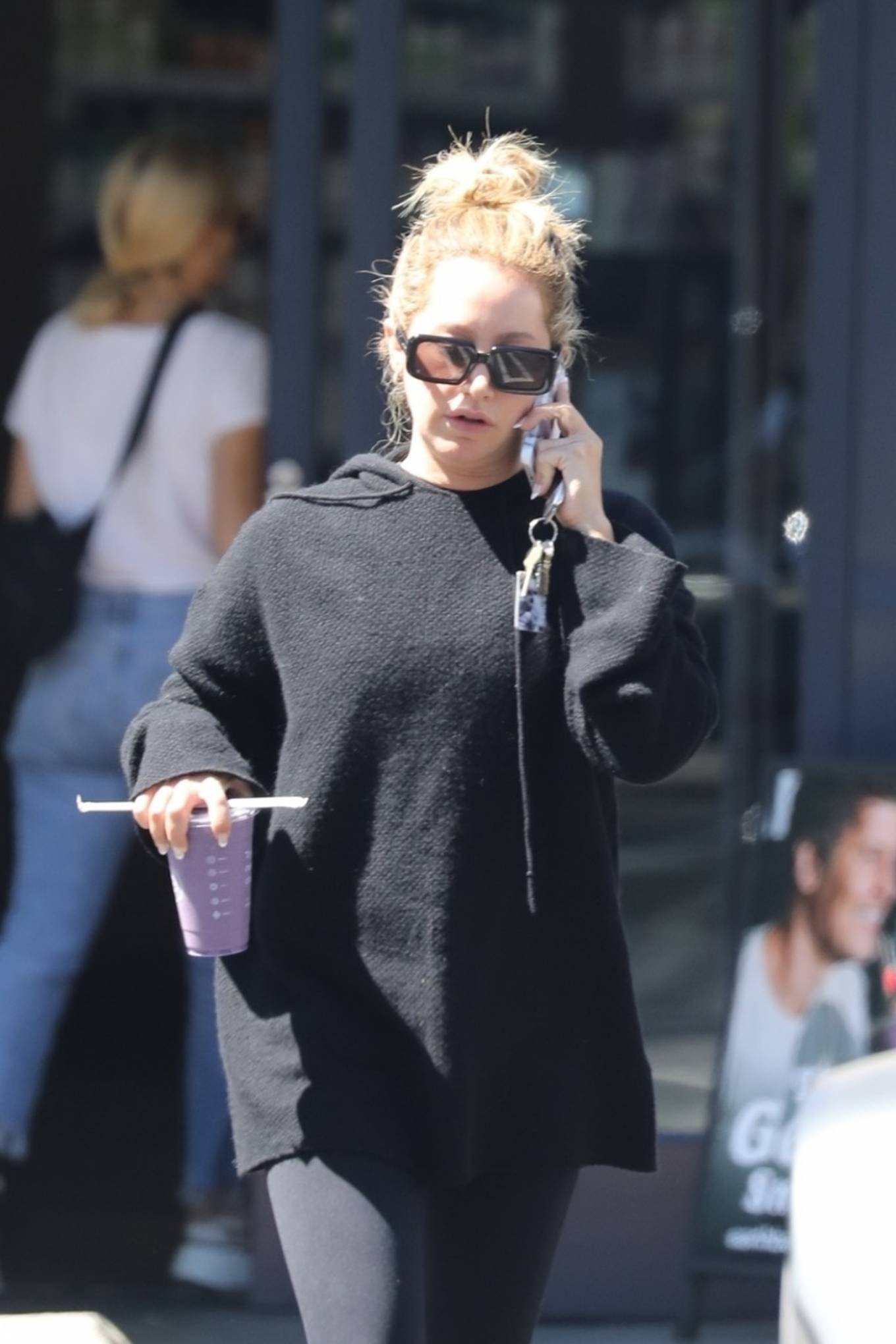 Ashley Tisdale 2022 : Ashley Tisdale – keeps it cozy in all-black loungewear at Erewhon in West Hollywod-07