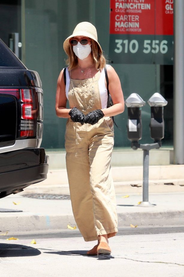 Ashley Tisdale - Shopping candids in Los Angeles