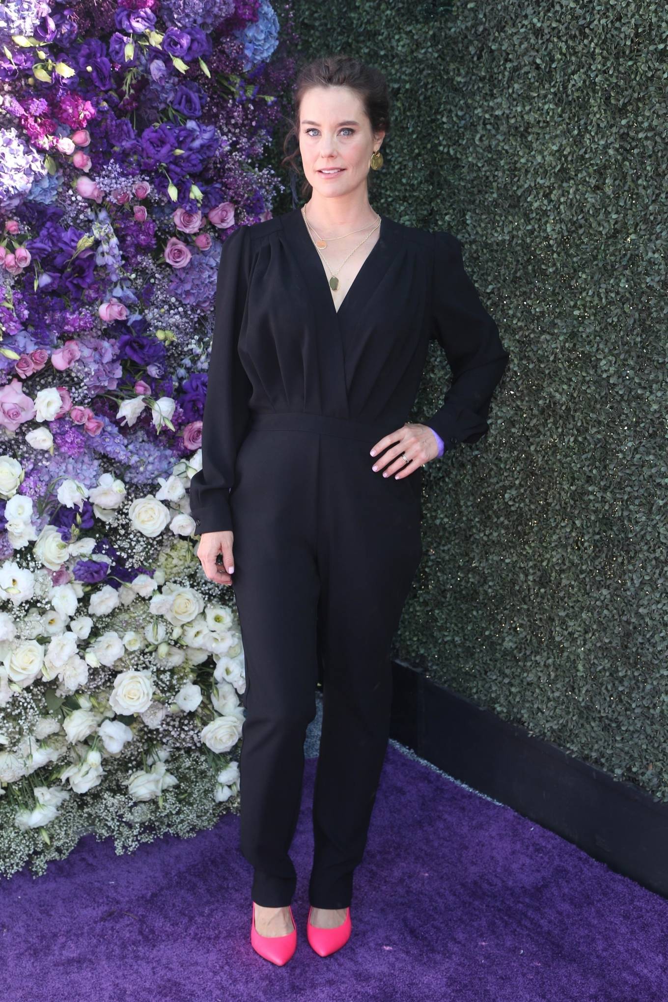 Ashley Williams 2022 : Ashley Williams – The 24th HollyRod Foundation Gala in Los Angeles-01