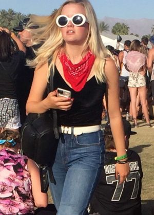 Ava Phillippe - 2017 Coachella Music Festival in Indio
