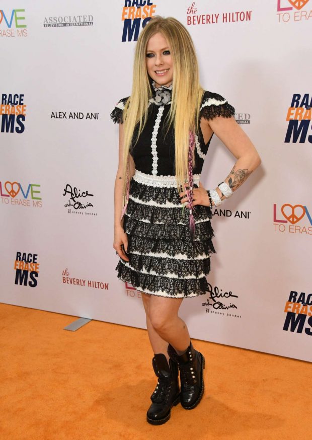 Avril Lavigne - 2019 Race to Erase MS Gala in Beverly Hills