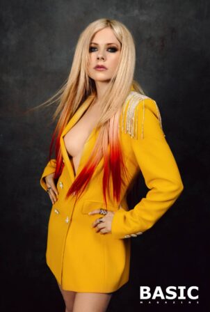 Avril Lavigne - Basic Magazine