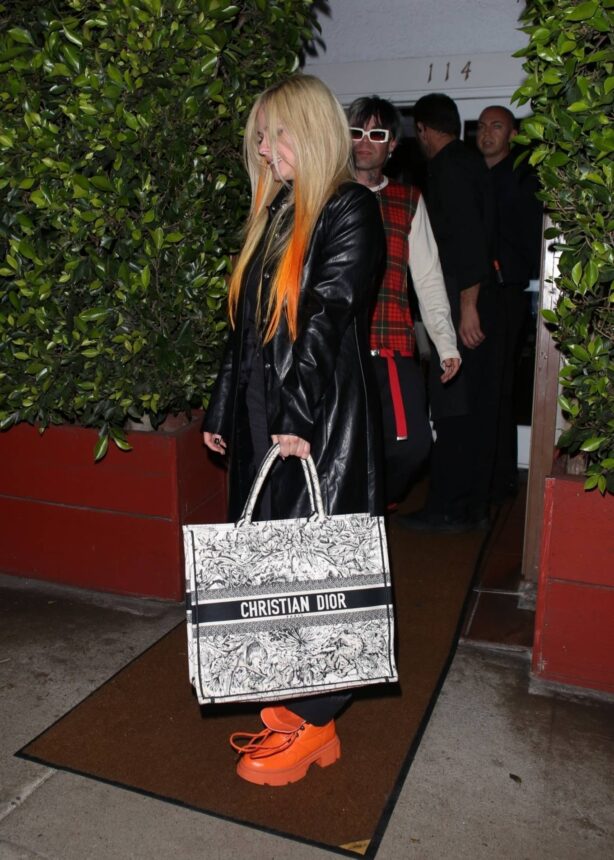 Avril Lavigne - Exits Giorgio Baldi in Santa Monica