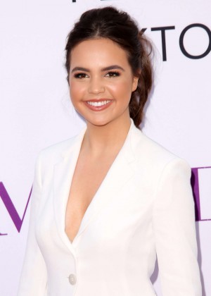 Bailee Madison - 'Mother's Day' Premiere in Hollywood
