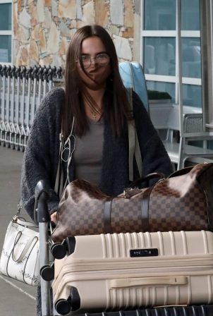 Bailee Madison - Out of Vancouver after filming 'Cinderella Story'