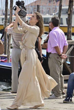 Barbara Palvin - On the set of a photoshoot in Venice