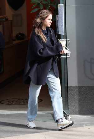Barbara Palvin - Out for juice in Los Angeles