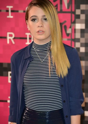 Beatrice Miller - 2015 MTV Video Music Awards in LA