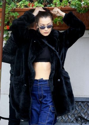 Bella Hadid - Has lunch with her dad Mohamed in Beverly Hills