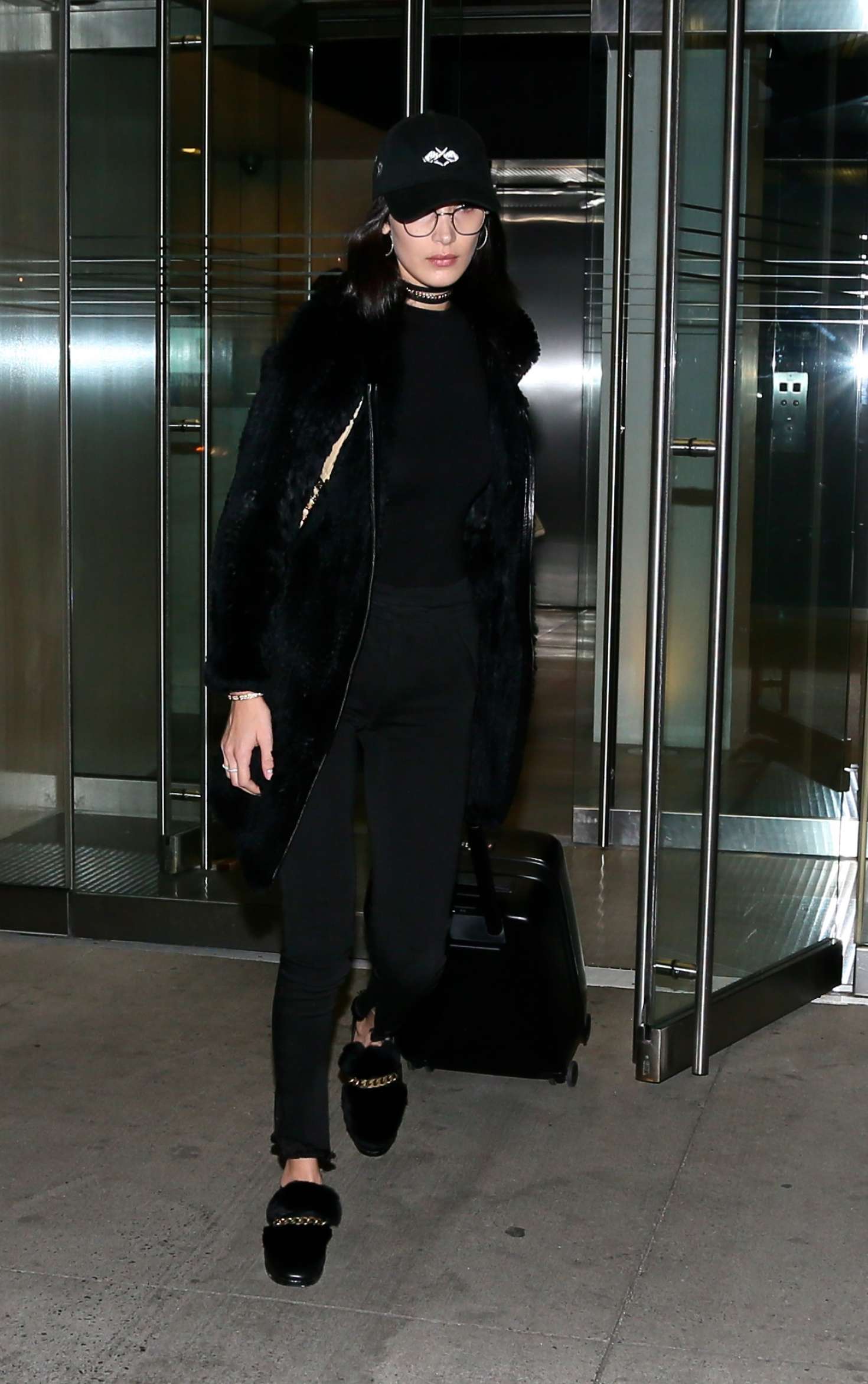Bella Hadid in Black Fur Coat out in New York City -09 | GotCeleb