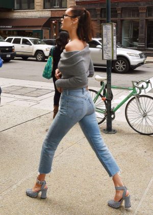Bella Hadid in Jeans Out for lunch in New York