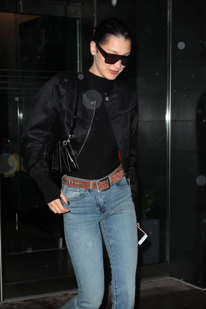 Bella Hadid - Leaving her apartment in Manhattan