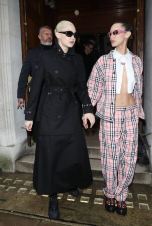 Bella Hadid - With Gigi Hadid arrive at Burberry Fashion Show in London