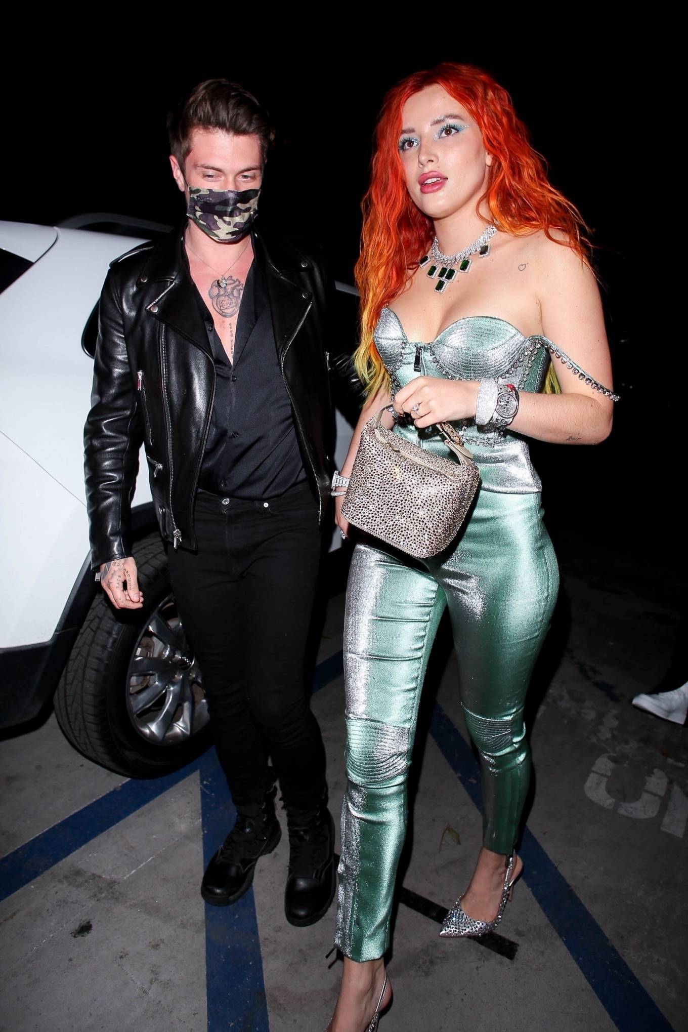 Bella Thorne 2021 : Bella Thorne – Flshing her ring while out with her fiance Benjamin Mascolo in Los Angeles-09