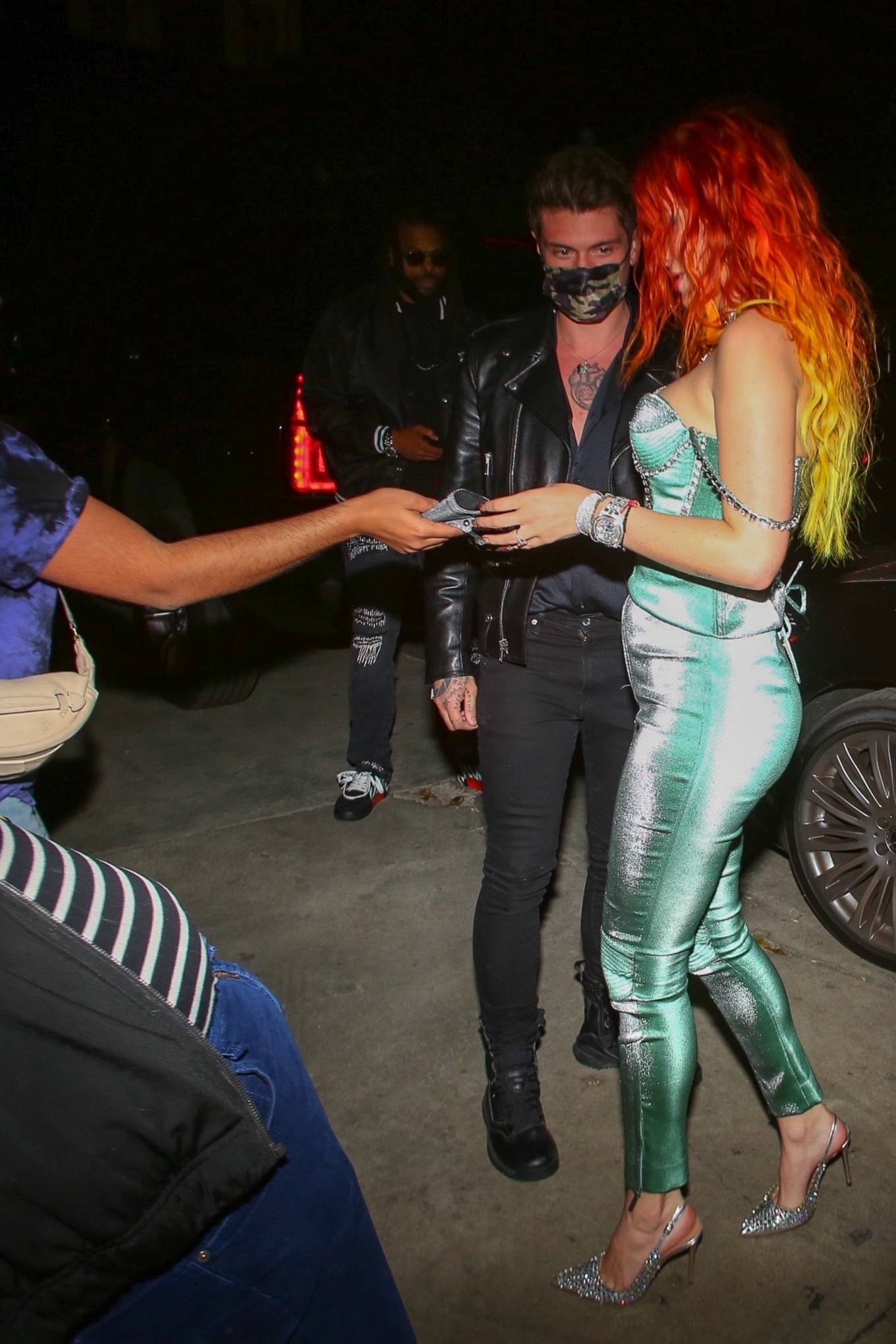 Bella Thorne 2021 : Bella Thorne – Flshing her ring while out with her fiance Benjamin Mascolo in Los Angeles-14