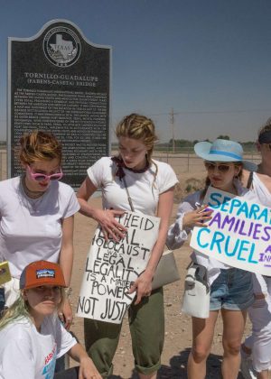 Bella Thorne on a rally in support of refugee children and families seeking asylum in Tornillo