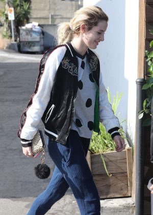 Bella Thorne Out in Los Angeles
