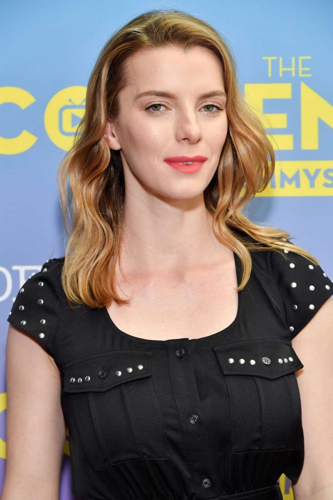 Betty Gilpin - Netflix 'GLOW' Presentation and Green Room in LA