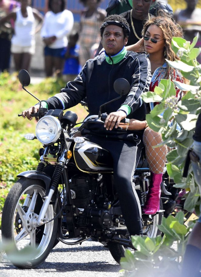 Beyonce and Jay-Z - Shooting a video for a collaboration in Trenchtown