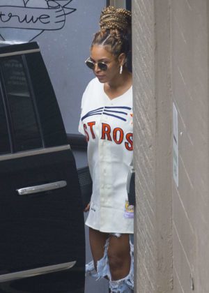 Beyonce at Dooky Chase restaurant in New Orleans