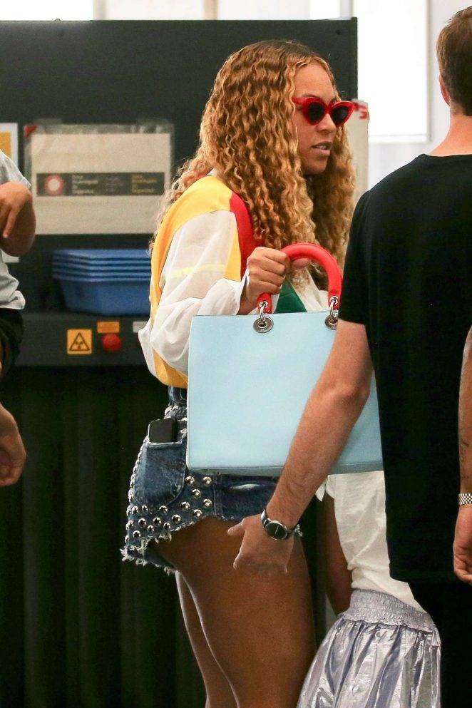 Beyonce in Jeans Shorts with Jay Z - Arrived in Barcelona