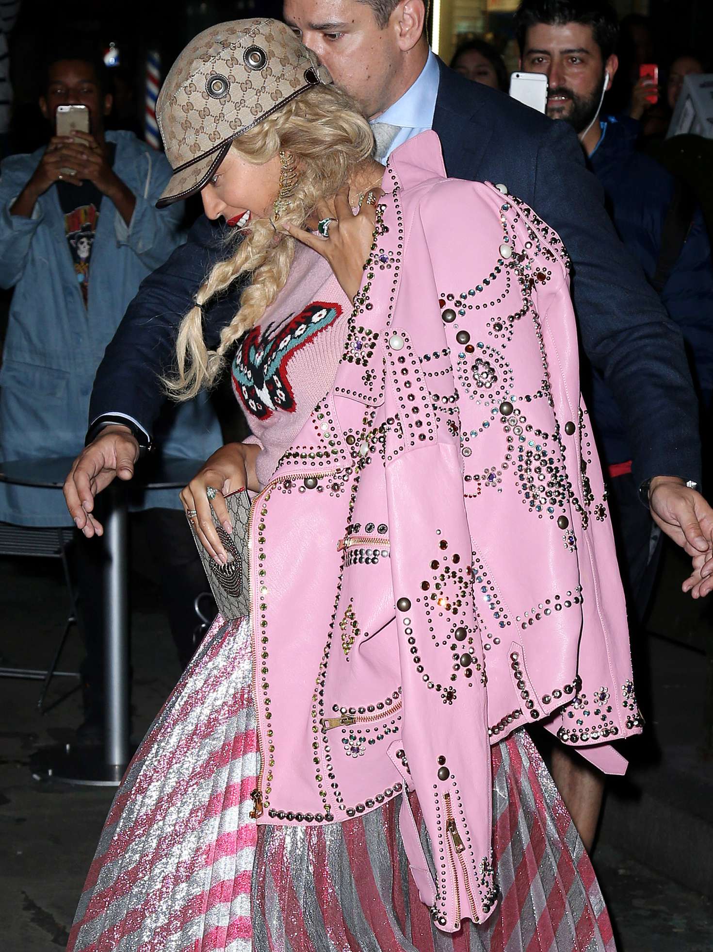 Beyonce 2016 : Beyonce in Pink out and about in New York City -04
