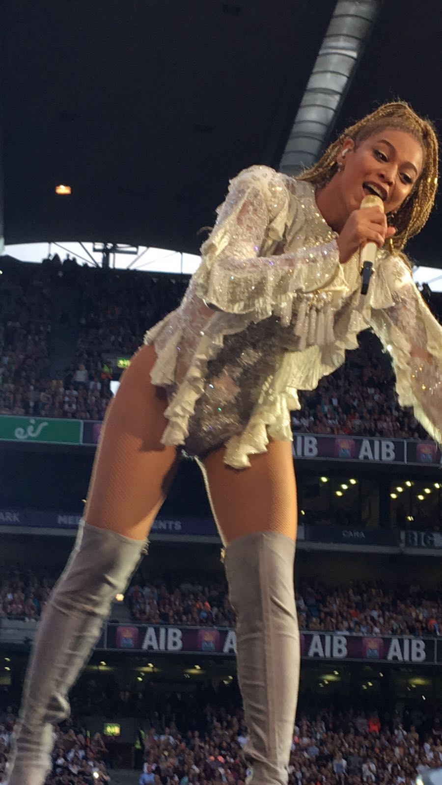 Beyonce 2016 : Beyonce: Performs at Croke Park -04