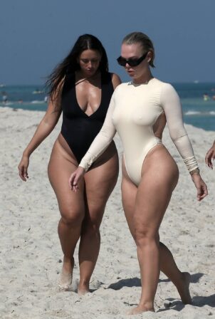 Bianca Elouise - With YesJulz hit the beach in Miami