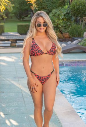 Bianca Gascoigne - In a two piece bikini at a pool in Croatia