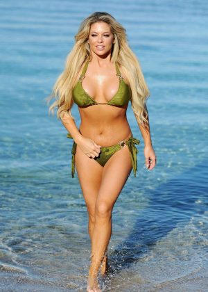 Bianca Gascoigne in Green Bikini on the beach in Tenerife