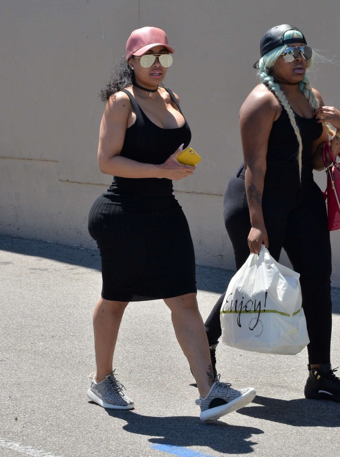 Blac Chyna in Tight Dress Shopping at Neiman Marcus in LA