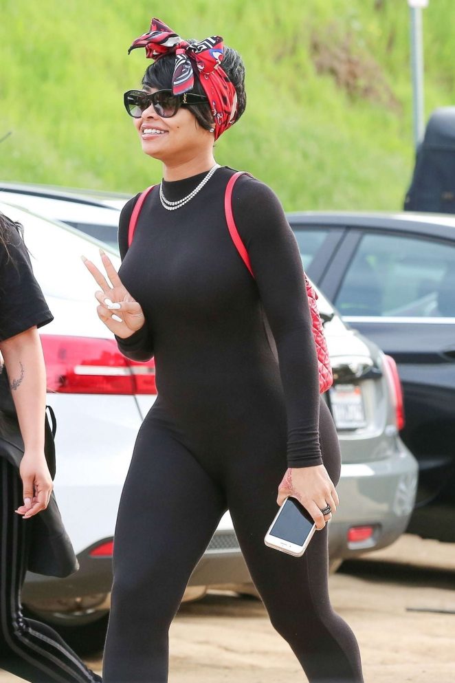 Blac Chyna in Tights with her friends at Runyon Canyon in LA