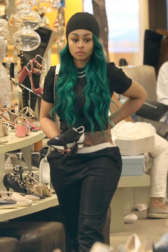 Blac Chyna - Shopping at Saks Fifth Avenue in Beverly Hills