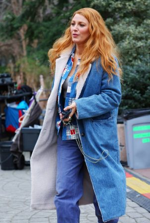 Blake Lively - Filming upcoming movie It Ends With Us in Jersey City