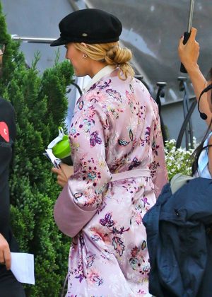 Blake Lively on the set of 'A Simple Favor' in Toronto