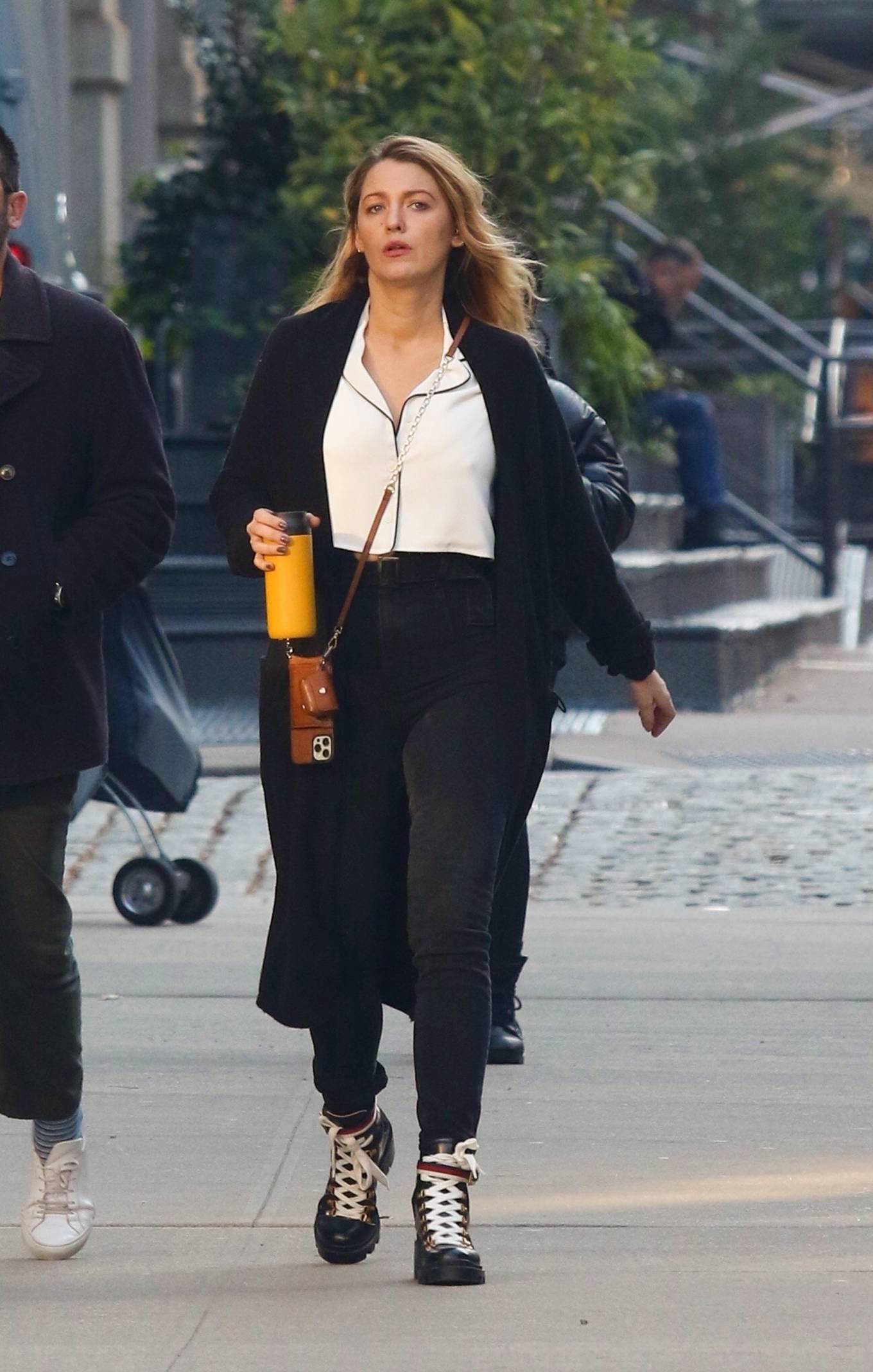 Blake Lively 2021 : Blake Lively – Out for a stroll in NYC-24