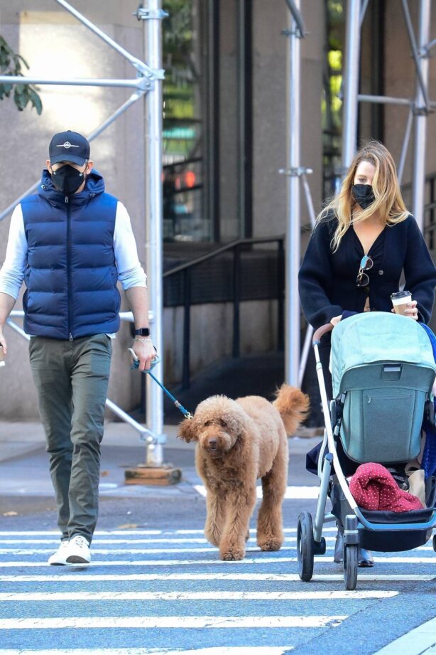 Blake Lively - With Ryan Reynolds out for a stroll through Tribeca in New York City