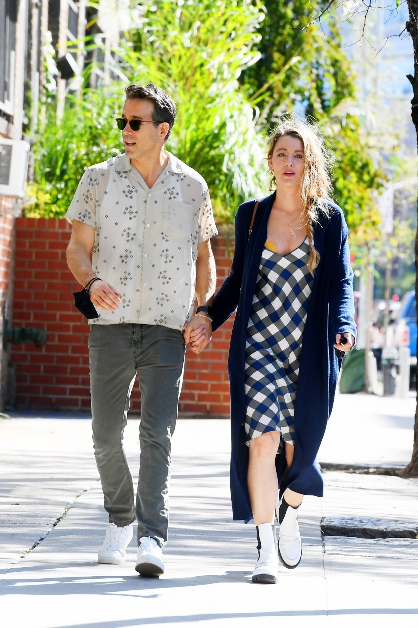 Blake Lively 2021 : Blake Lively – With Ryan Reynolds take a stroll through Tribeca in New York City-05