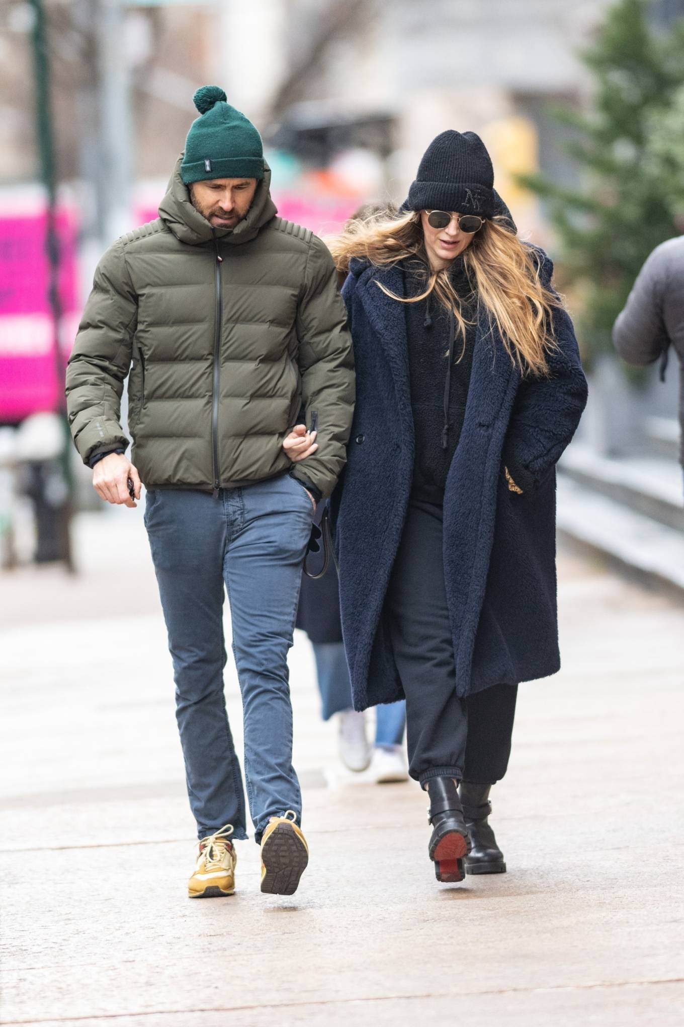 Blake Lively 2023 : Blake Lively – With Ryan Reynolds walk arm in arm in NYC-01