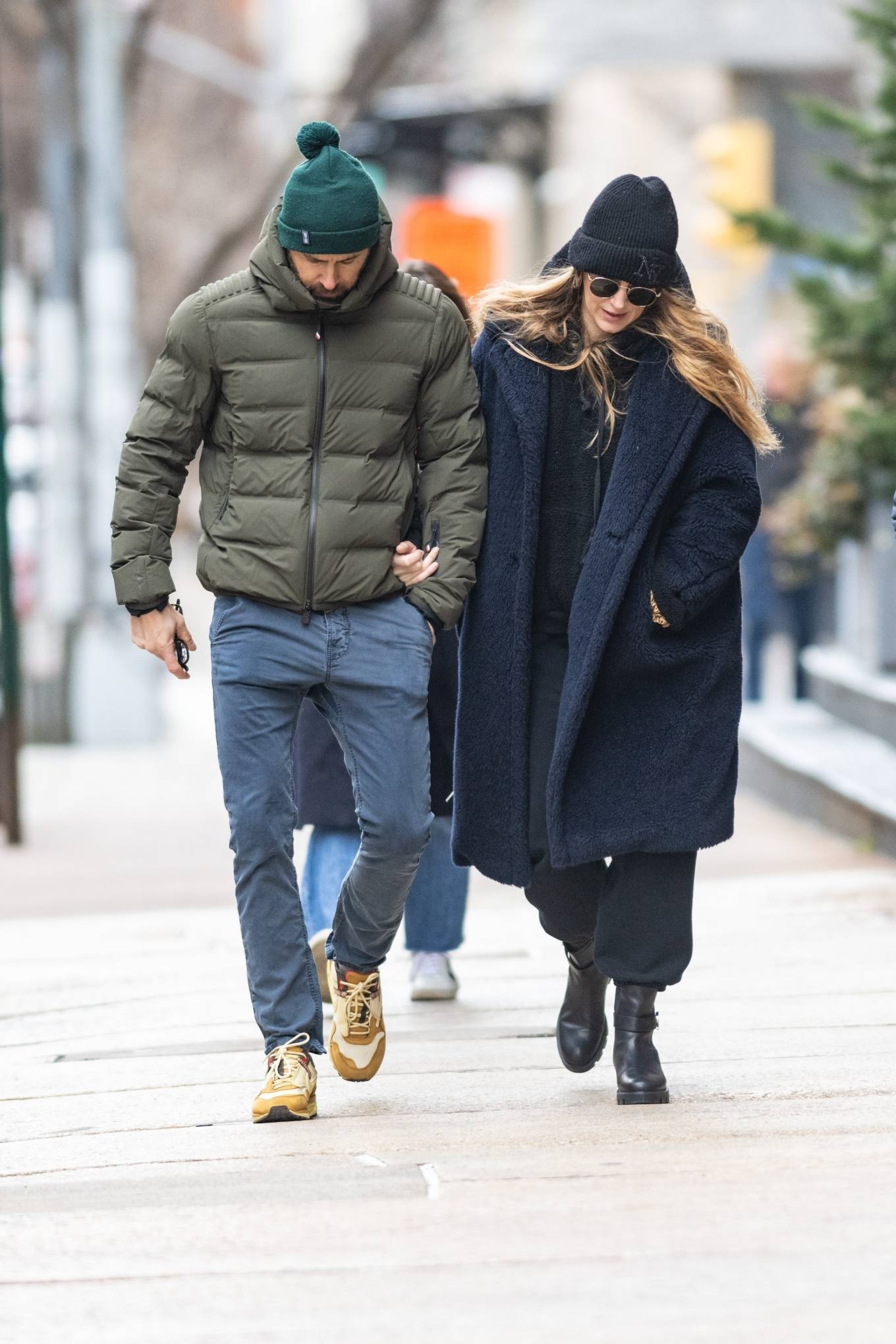Blake Lively 2023 : Blake Lively – With Ryan Reynolds walk arm in arm in NYC-04