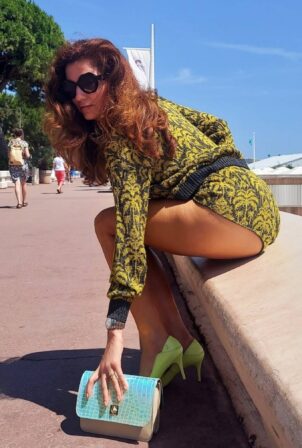 Blanca Blanco - Posing in Cannes