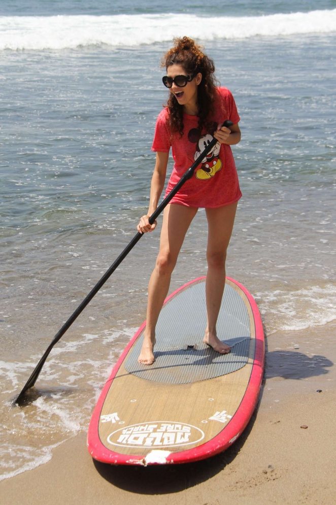 Blanca Blanco tries out stand up paddleboarding in Malibu