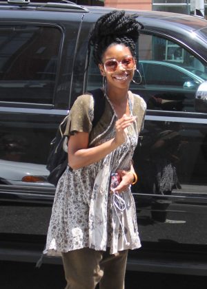 Brandy Norwood at medical building in Beverly Hills