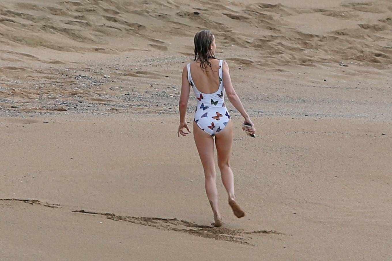 Brie Larson - In bikini at the beach with Elijah Allan-Blitz in Hawaii. 