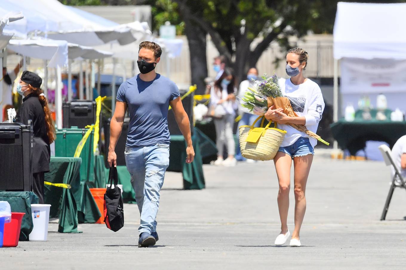 Brie Larson in Denim Shorts â€“ Shopping for flowers at a farmerâ€™s market in Malibu