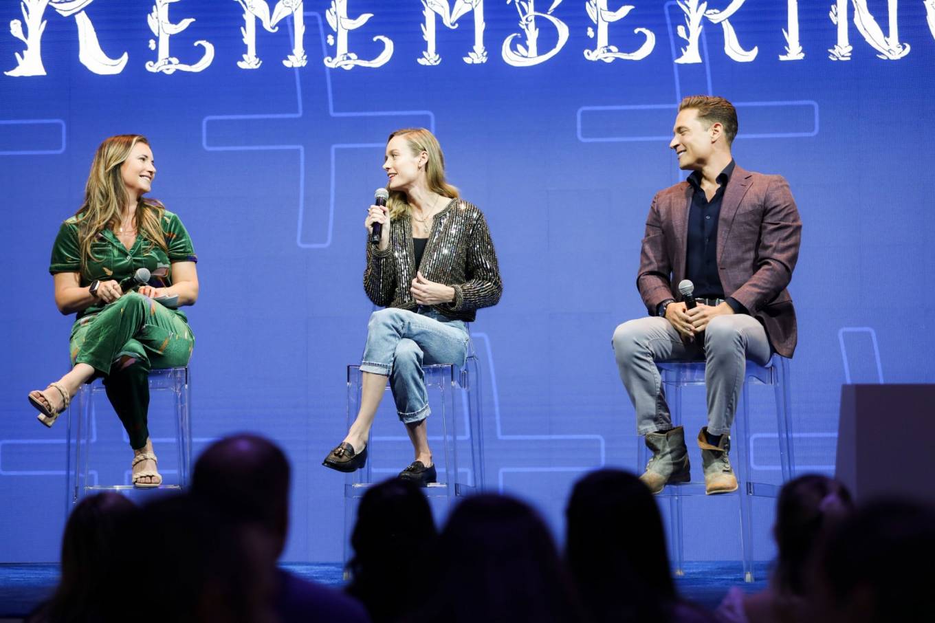 Brie Larson 2022 : Brie Larson – Remembering panel at the D23 Expo in Anaheim-01