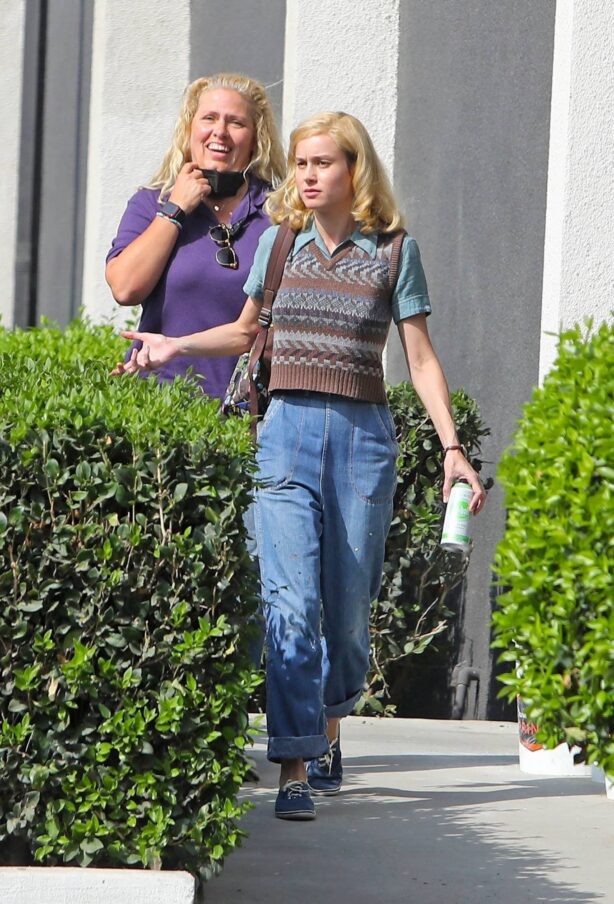 Brie Larson - Seenafter shooting new scenes in Los Angeles