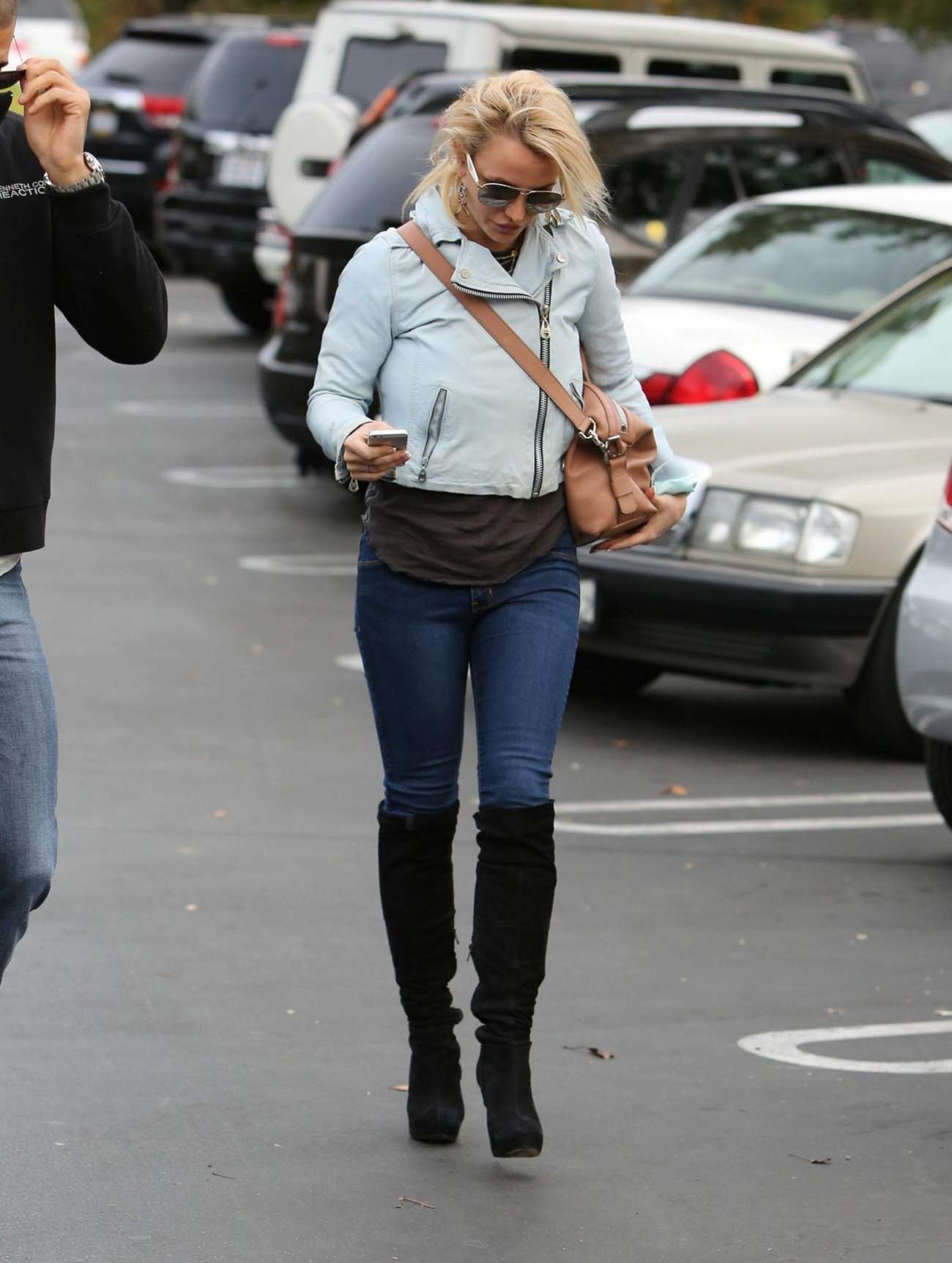 Britney Spears in Jeans -03 | GotCeleb